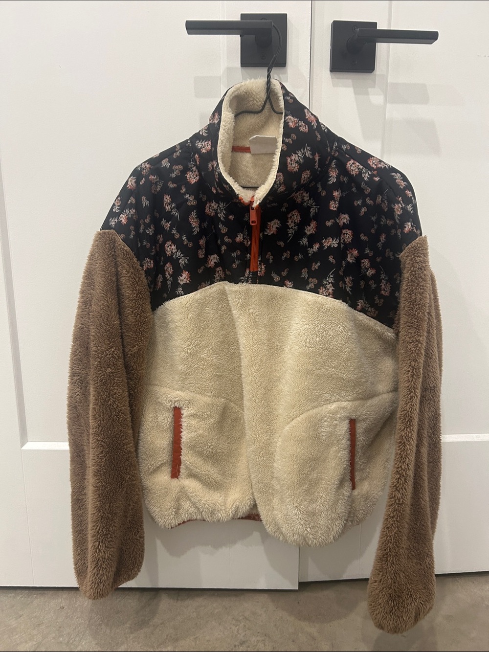 Floral Contrast Sherpa Jacket - Cream & Brown